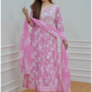 Printed Kurti With Dupatta And Pant Set